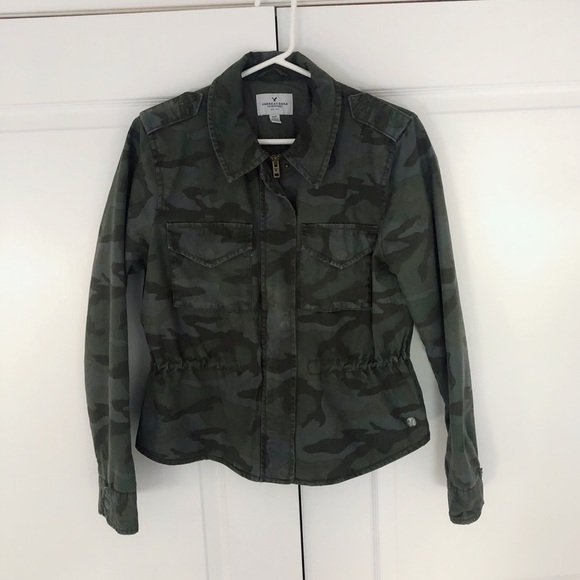 American Eagle Outfitters Cropped Camo Jacket - Picture 1 of 3